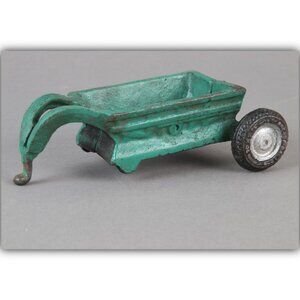 Cast iron manure spreader